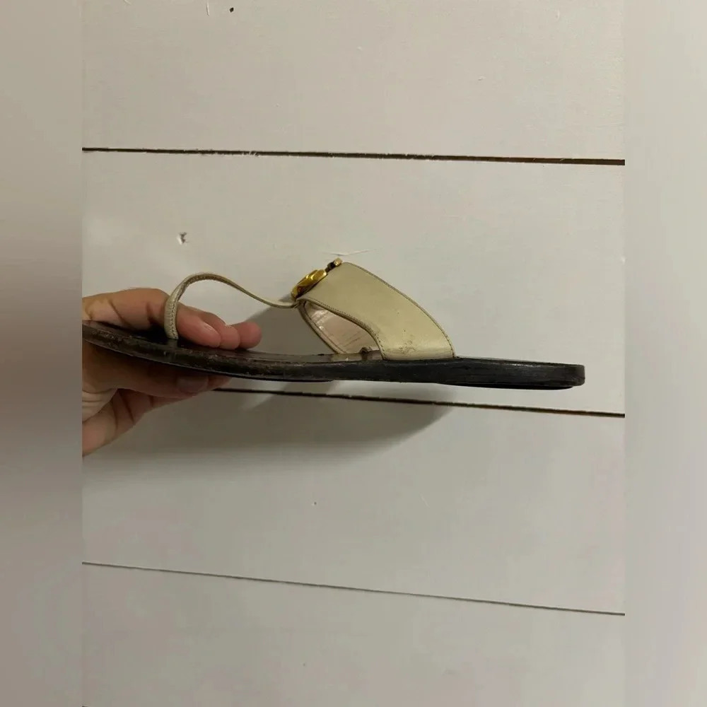 Gucci GG Marmont Thong Sandal - Picture 8 of 10